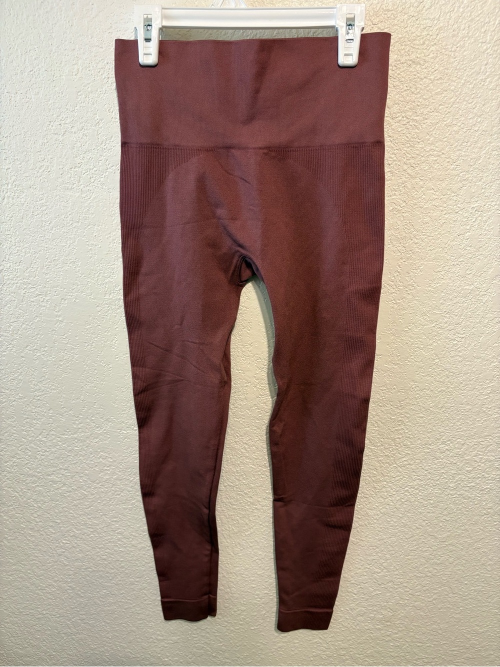 SET Active Sculptflex Seamless Ribbed Leggings in Canyon, Size Small